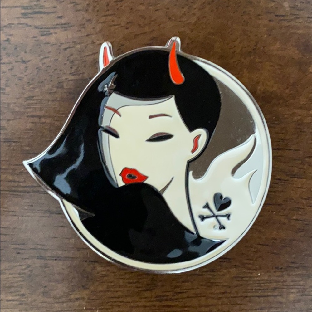 Tokidoki belt buckle